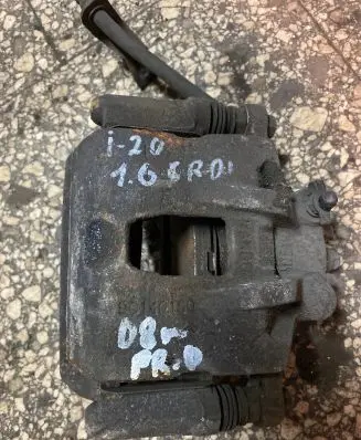 Hyundai i20 (PB PBT) Front brake caliper