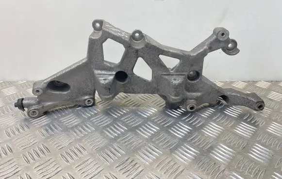Jaguar XF Generator/alternator bracket CX2310239AB