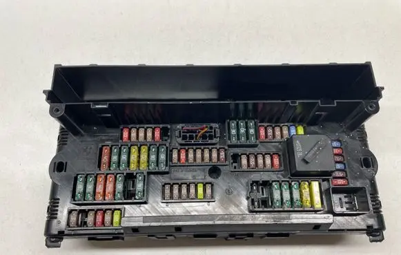 BMW 7 F01 F02 F03 F04 Fuse module 9210861