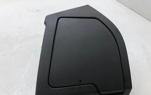 Cup holder front