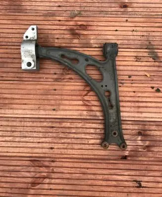 Front lower control arm/wishbone