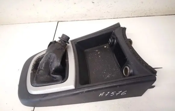 Hyundai Santa Fe Other interior part 846512b700 84651-2b700