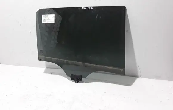 Rear door window glass
