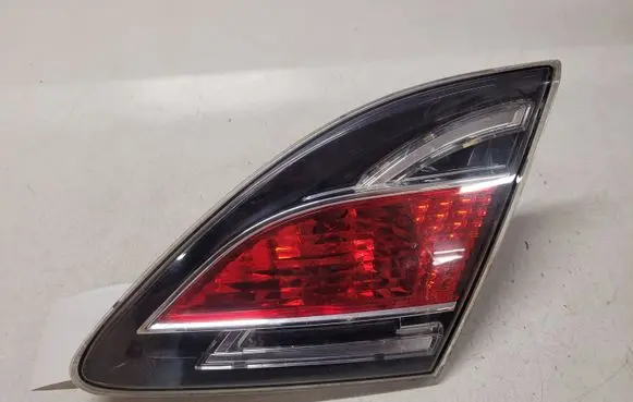 Mazda 6 Tailgate rear/tail lights 13241055