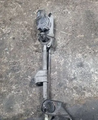 Mitsubishi Colt Front wiper linkage and motor 8250A153 MS1592006821