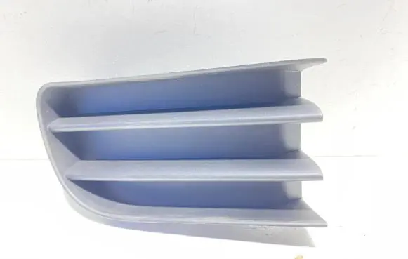 Renault Megane II Front grill 8200115120