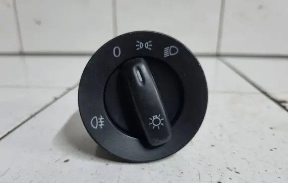 Volkswagen Jetta V Light switch 1K0941431B 748500345000