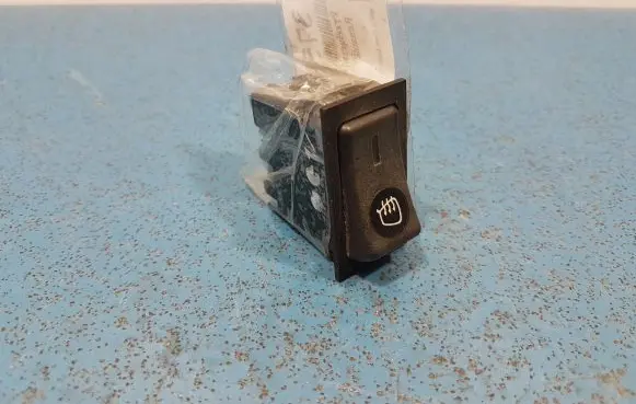 Renault Megane I Mirror heating switch 