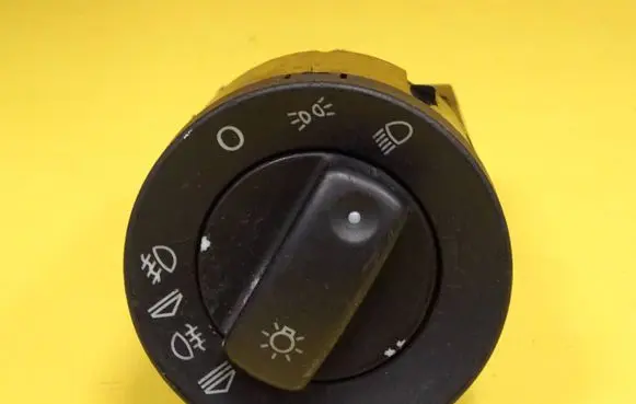 Light switch
