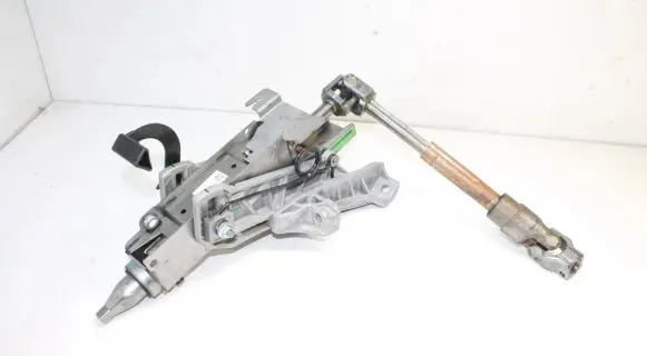Mazda 3 II Steering rack mechanical part BBT6