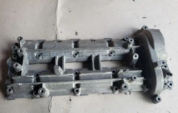 Mercedes-Benz E W211 Rocker cam cover 