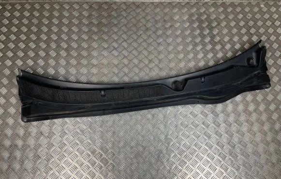 KIA Optima Wiper trim 861502T000