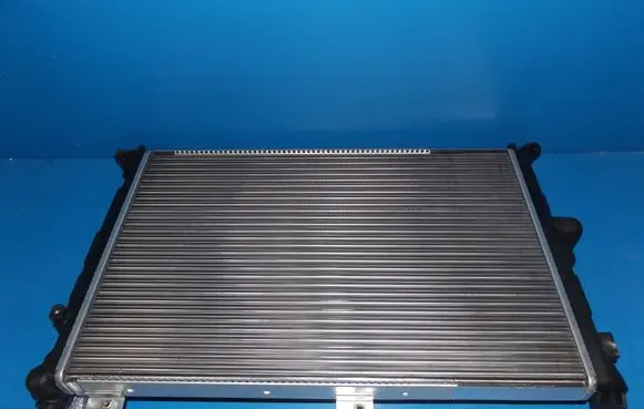 Opel Astra F Coolant radiator 731022 1300096