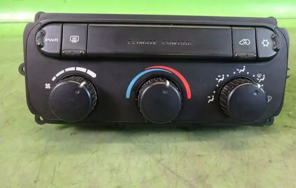 Chrysler Voyager Climate control unit 05005038AA