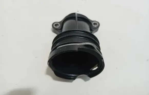 Mercedes-Benz GLK (X204) Engine coolant pipe/hose A2762000156