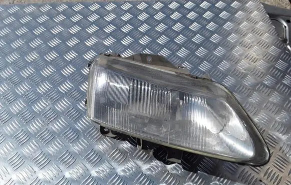 Renault Espace III Headlight/headlamp 085511120