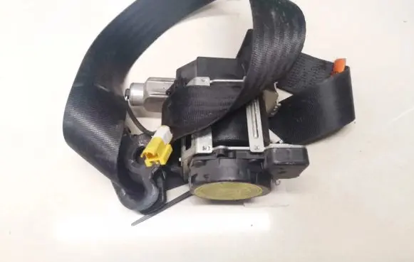 Alfa Romeo 147 Front seatbelt c481