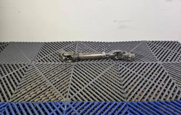 Toyota C-HR I Steering column universal joint