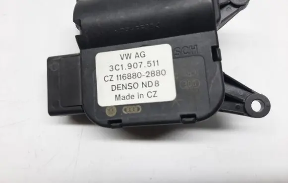 Volkswagen Golf Plus A/C air flow flap actuator/motor 3C1907511