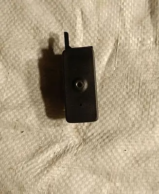 Volkswagen Touareg I AUX in-socket connector 1K0035724