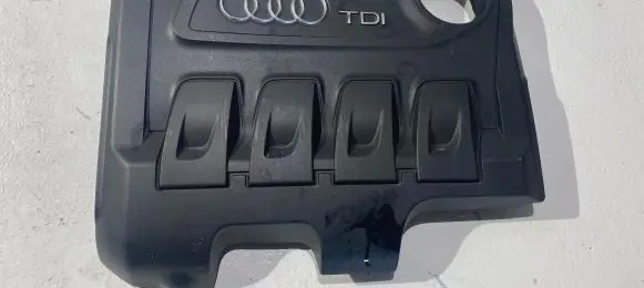 Audi Q3 8U Engine cover (trim) 03L103925R