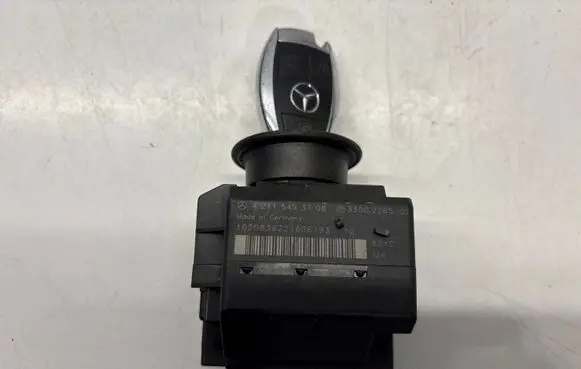 Mercedes-Benz E W211 Ignition lock A2115453108