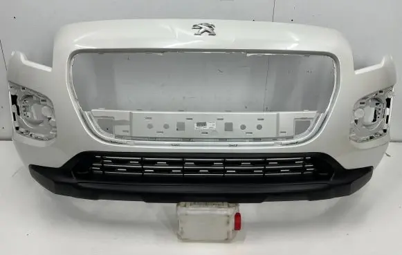 Peugeot 3008 I Front bumper AA36693175