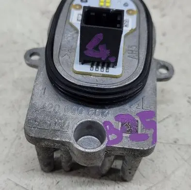 Volkswagen Tiguan LED ballast control module 1420000863