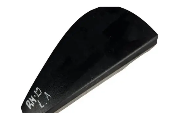 Renault Megane III Fender end trim 833300006r
