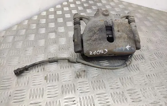 Volkswagen PASSAT B8 Front brake caliper