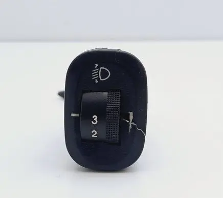 Hyundai Coupe Headlight level height control switch 9337027500