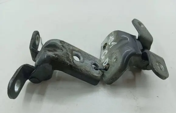 Rear door hinge set