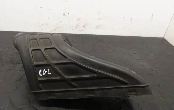 Audi A4 S4 B8 8K Air intake duct part 8K0129739A