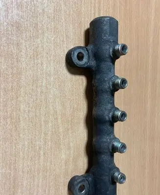 Toyota Avensis T250 Fuel main line pipe