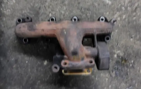 Alfa Romeo 156 Exhaust manifold