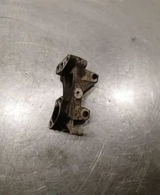 Citroen C5 Engine mounting bracket 9688615780