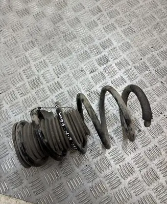 Opel Zafira B Front coil spring 