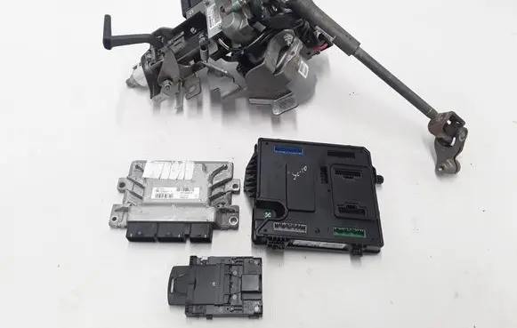 Renault Scenic III - Grand scenic III Engine ECU kit and lock set 