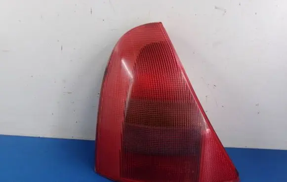 Renault Clio II Rear/tail lights 7700410515
