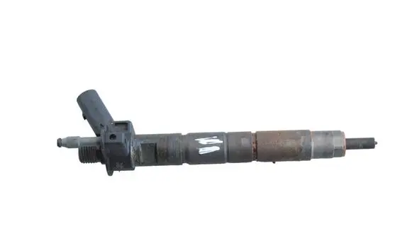 BMW X3 G01 Fuel injector 8571565