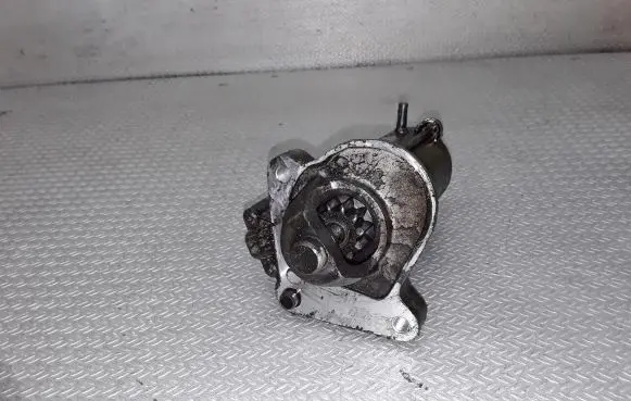 Mazda 3 I Starter motor Y60118400A