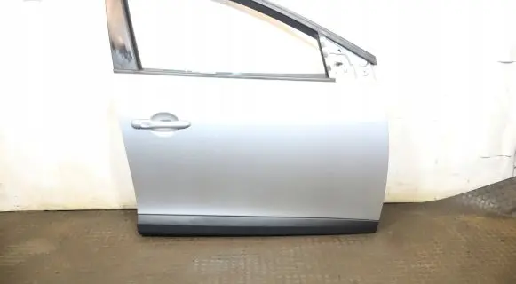 Renault Fluence Front door