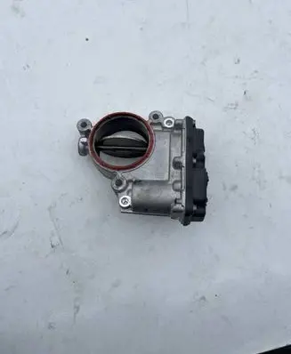 Mercedes-Benz C W205 Throttle valve A6540900070 122001010