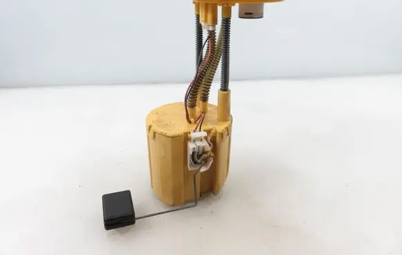Toyota Yaris Fuel level sensor 770100D020C 770100D020