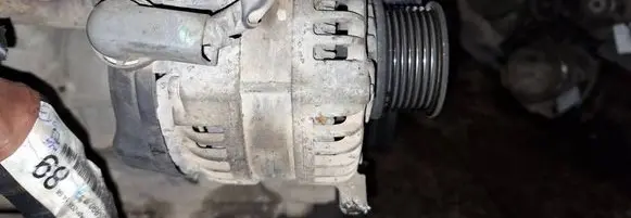 Toyota Avensis T250 Generator/alternator sld0039956