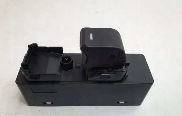 Mazda 6 Central console control unit GKL166370A