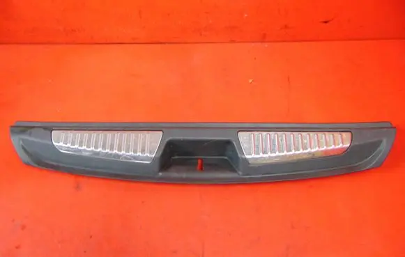 Renault Laguna III Trunk/boot sill cover protection 849200006R
