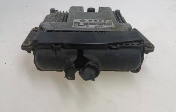 Skoda Superb B6 (3T) Engine control unit/module ECU 03G906021QM 03G906021AN 0281014111