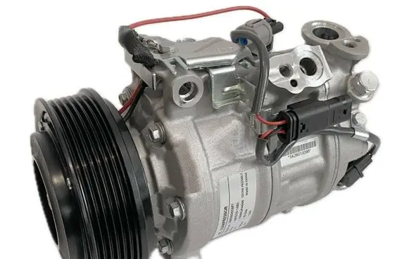 Mercedes-Benz A W176 Air conditioning (A/C) compressor (pump) A0008303602 4472501680 4471402050