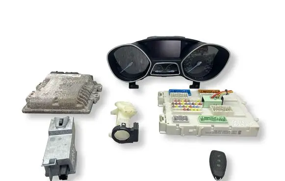 Ford Focus Engine ECU kit and lock set BV5112A650EEB S180133061B BM5T10849BMJ